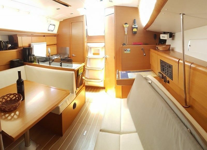 Jeanneau Sun Odyssey 379 | B'Elli