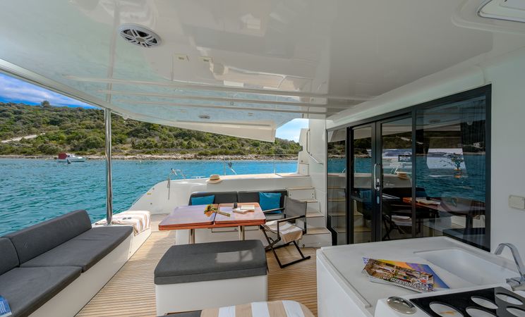 Lagoon 51 | Twin Joy +