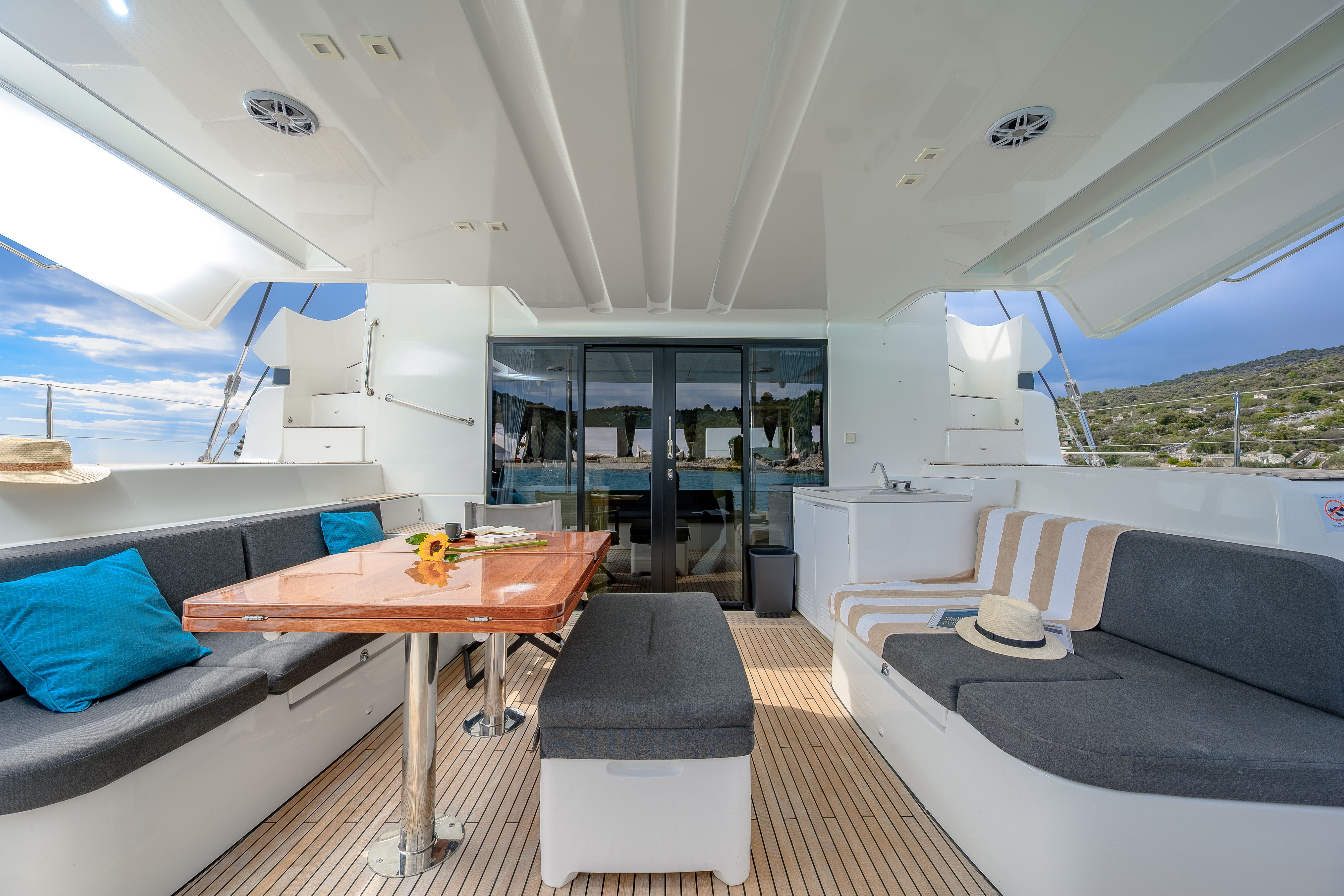 Lagoon 51 | Twin Joy +