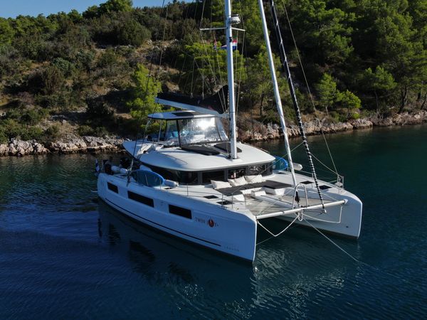 Lagoon 51 | Twin Joy +