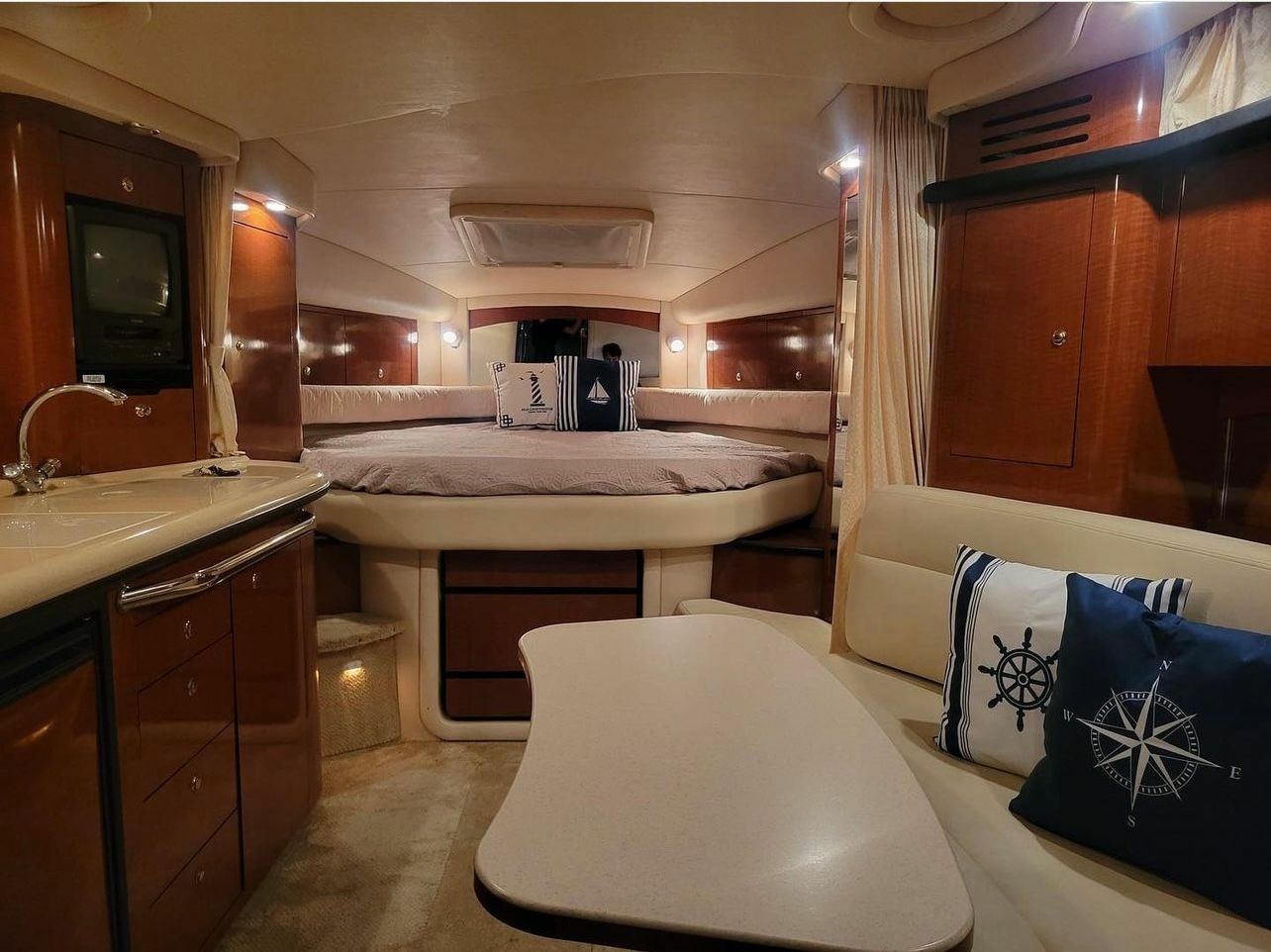Sea Ray Sundancer 340 | Miami Boss