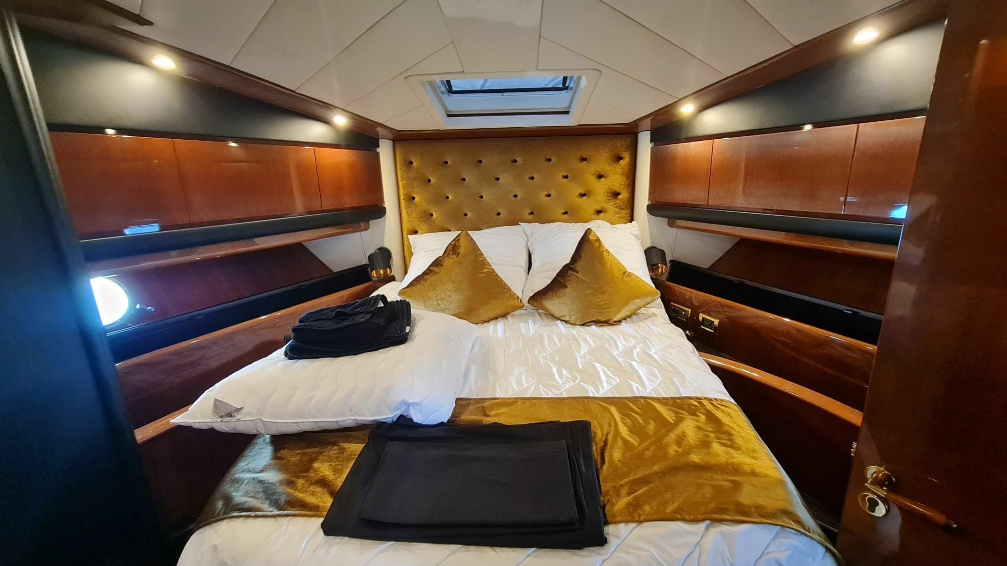 Nuvari 64 | Grey Cherry