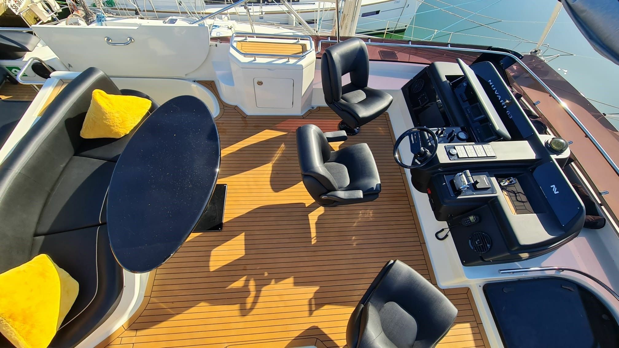 Nuvari 64 | Grey Cherry