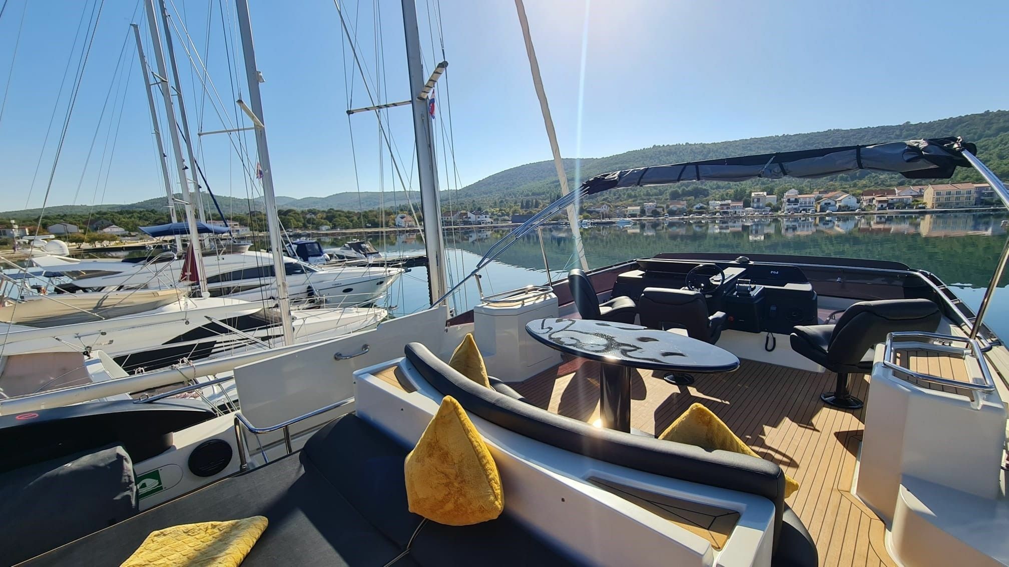 Nuvari 64 | Grey Cherry