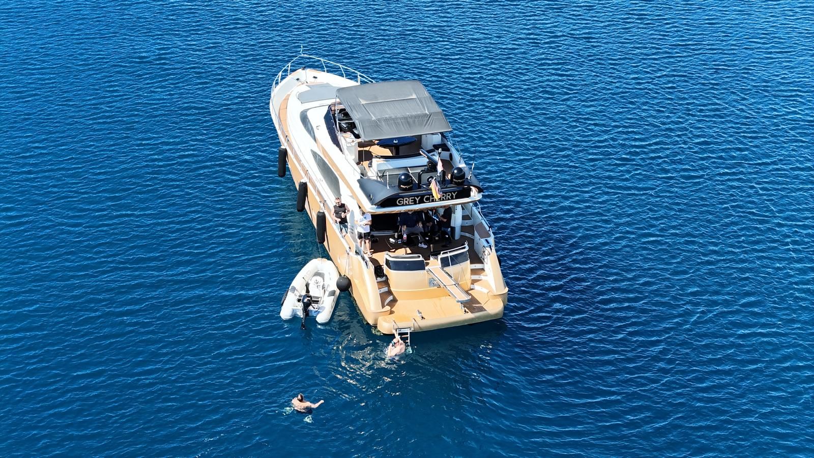 Nuvari 64 | Grey Cherry