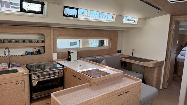 Beneteau Oceanis 54 | Eve One