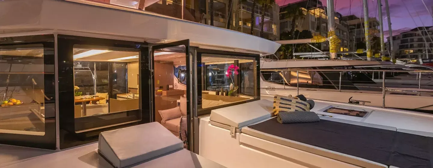 Leopard 40 | Moorings 24