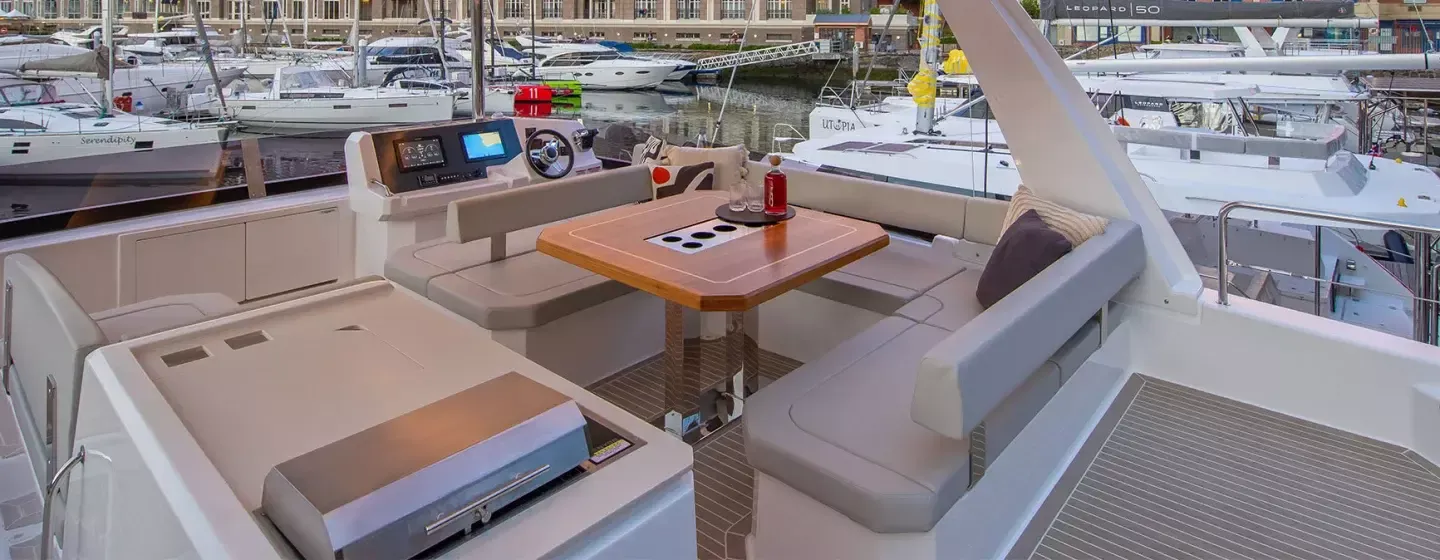 Leopard 40 | Moorings 24