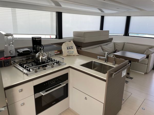 Leopard 46 | Moorings 23