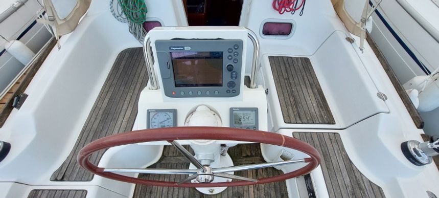 Beneteau Oceanis 31 | Domeole