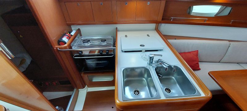 Beneteau Oceanis 31 | Domeole