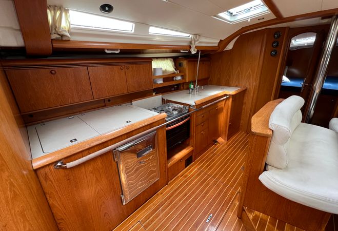 Jeanneau Sun Odyssey 49i | Vivanita