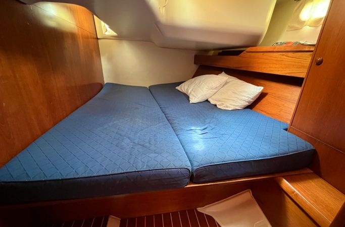 Jeanneau Sun Odyssey 49i | Vivanita