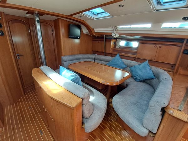 Jeanneau Sun Odyssey 49i | Vivanita