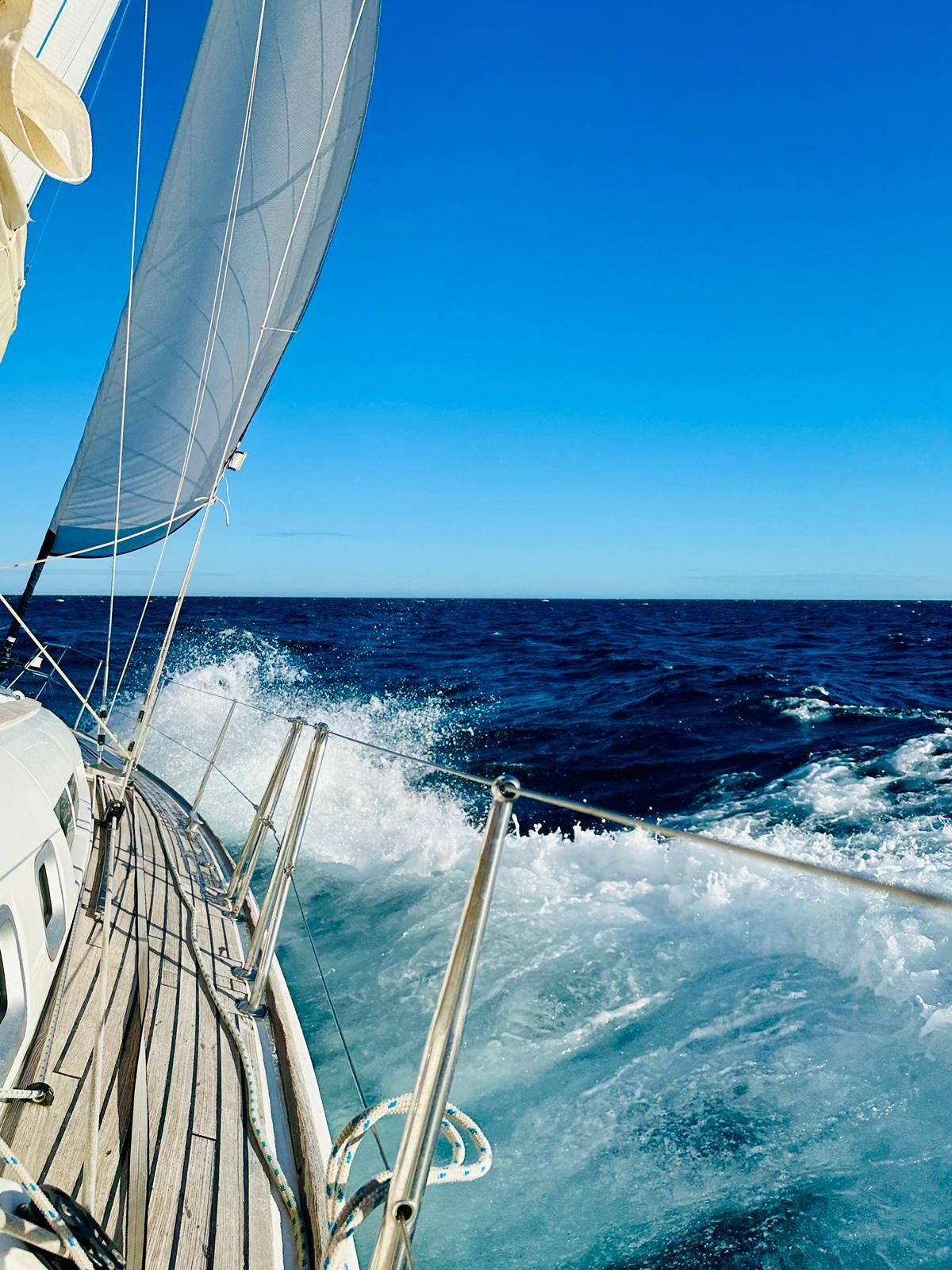 Jeanneau Sun Odyssey 49i | Vivanita