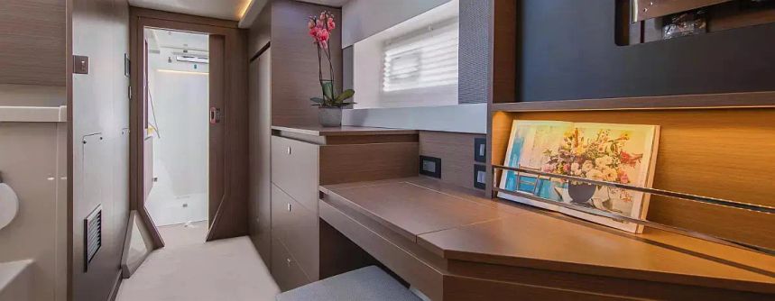 Leopard 42 | Moorings 23