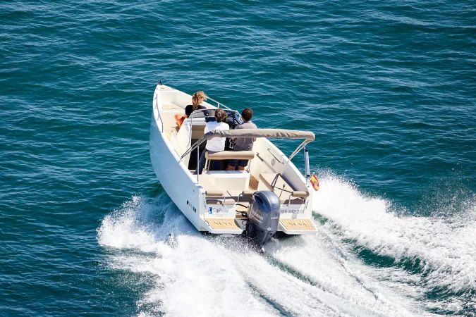 Nuva Yachts M6 | Sumba