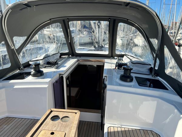 Bavaria C38 | Clalileo