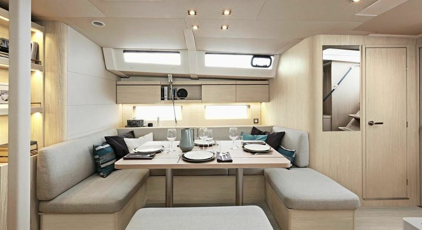 Beneteau Oceanis 46.1 | Moorings 23