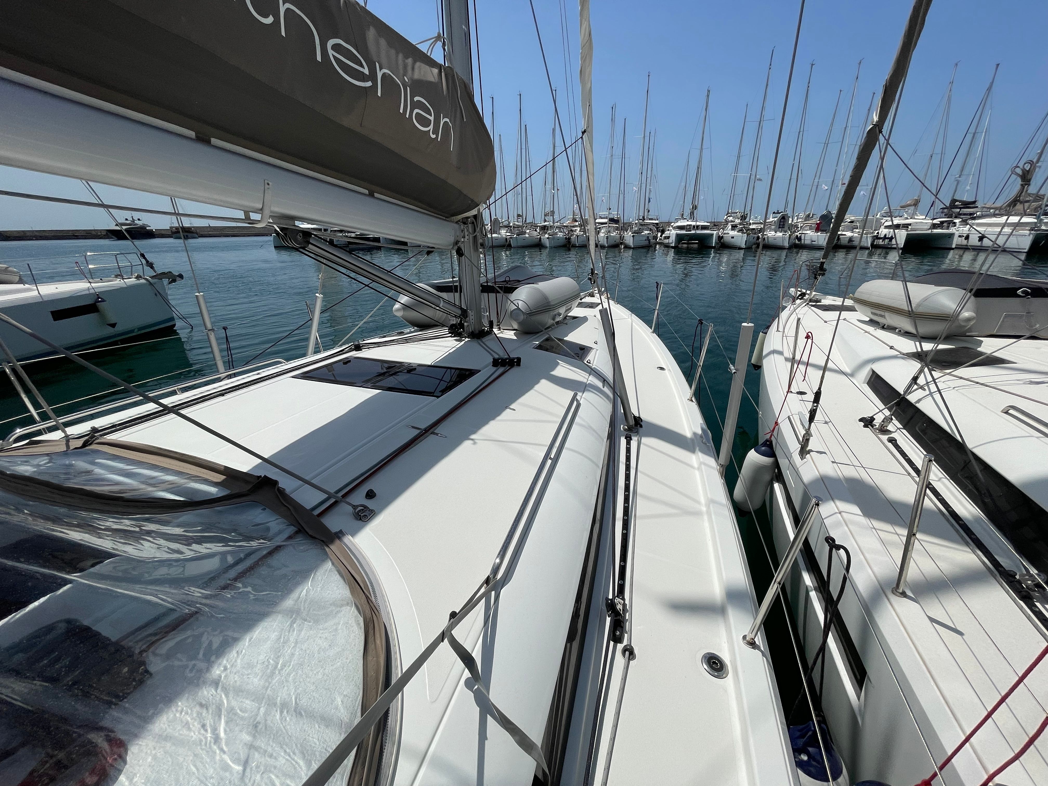 Jeanneau Sun Odyssey 440 | Blue Aura