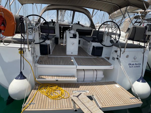 Jeanneau Sun Odyssey 440 | Blue Aura