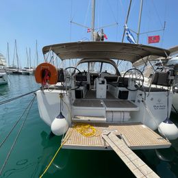 Jeanneau Sun Odyssey 440 | Blue Aura