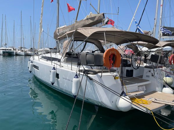 Jeanneau Sun Odyssey 440 | Blue Aura