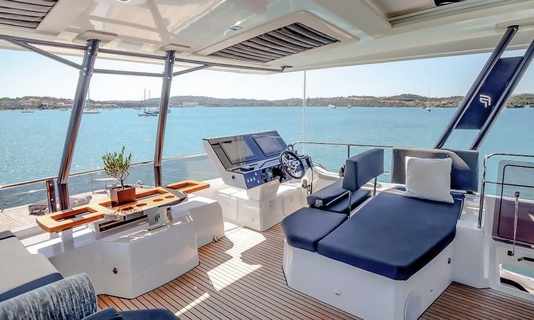 Fountaine Pajot Power 67 | D2