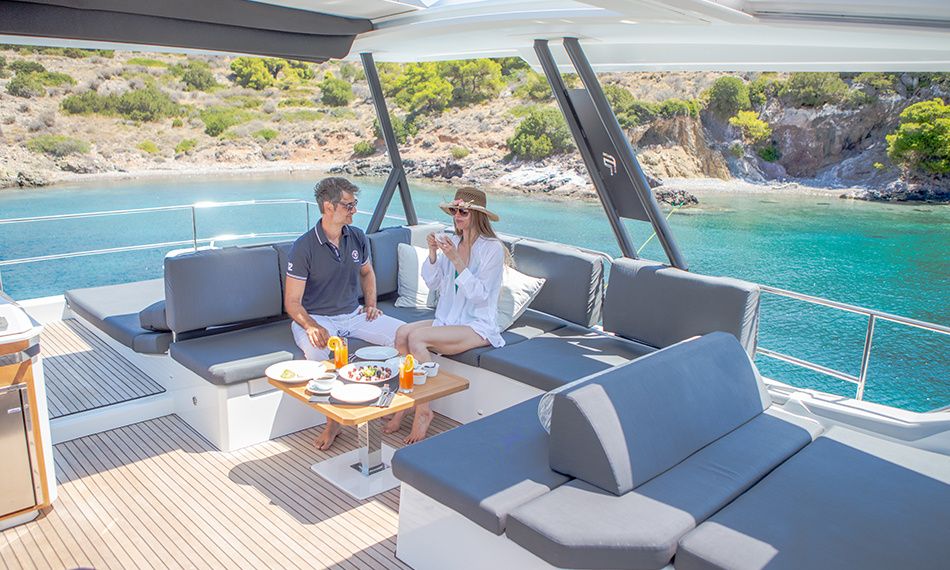 Fountaine Pajot Power 67 | D2