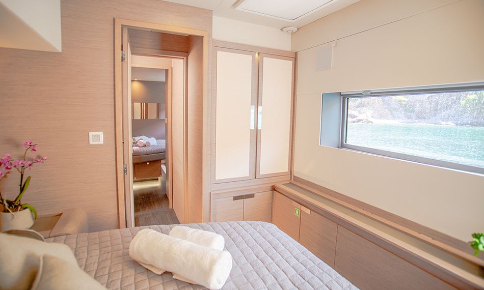 Fountaine Pajot Power 67 | D2