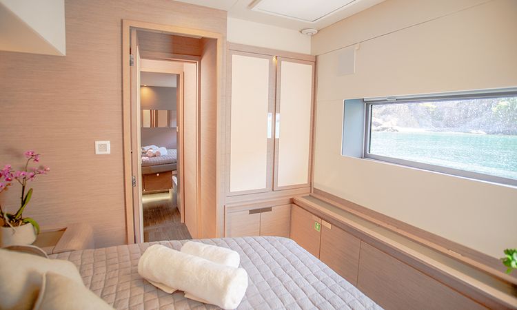 Fountaine Pajot Power 67 | D2