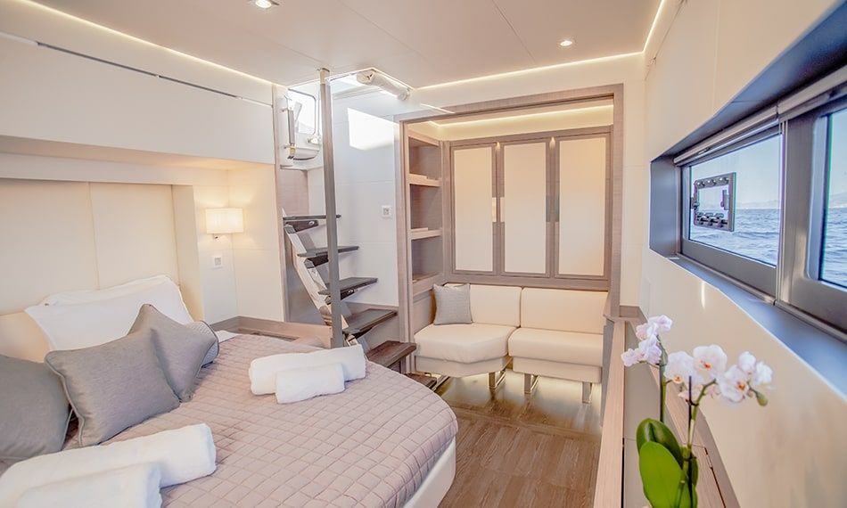 Fountaine Pajot Power 67 | D2