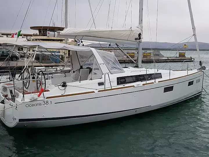 Beneteau Oceanis 38.1 | Lampo