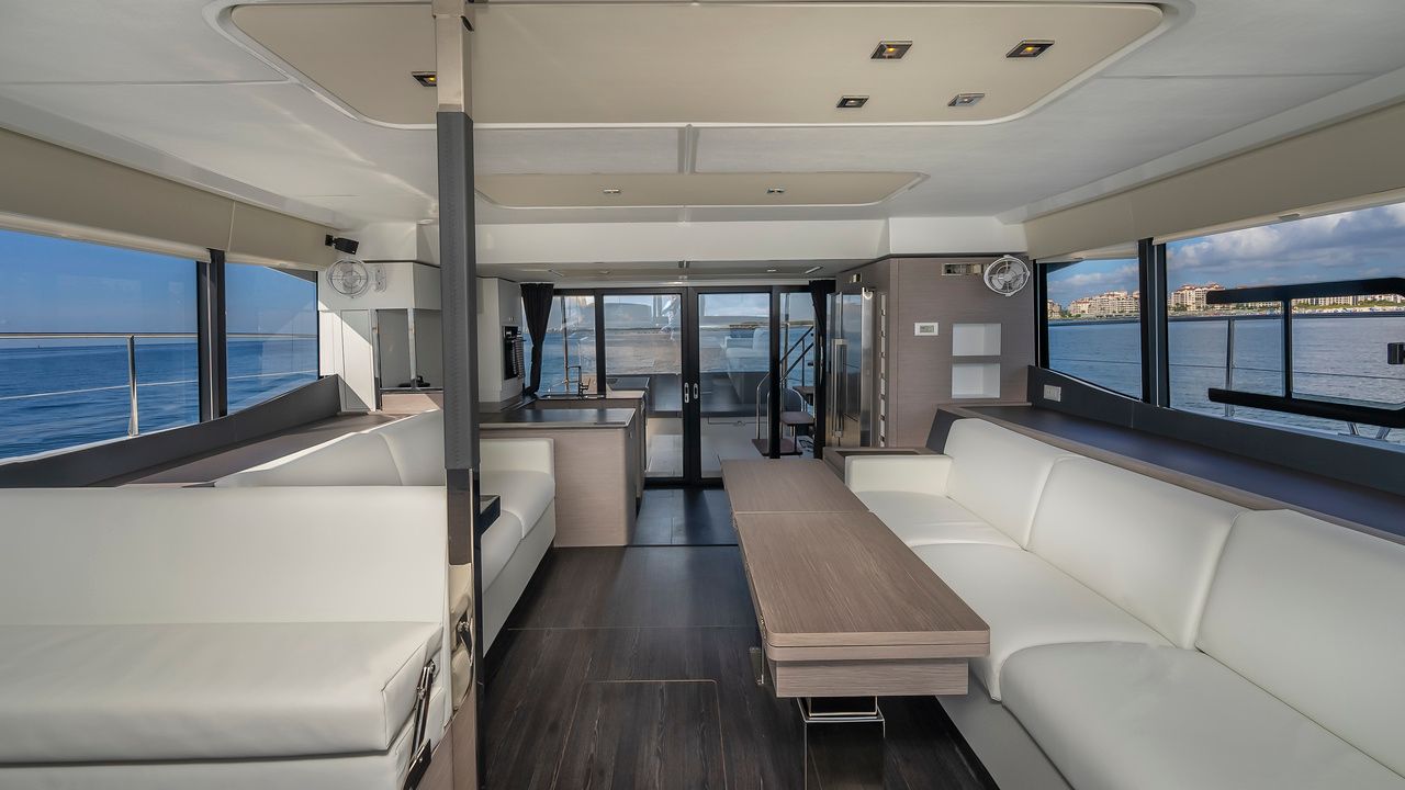 Fountaine Pajot MY 44 | Au Natural
