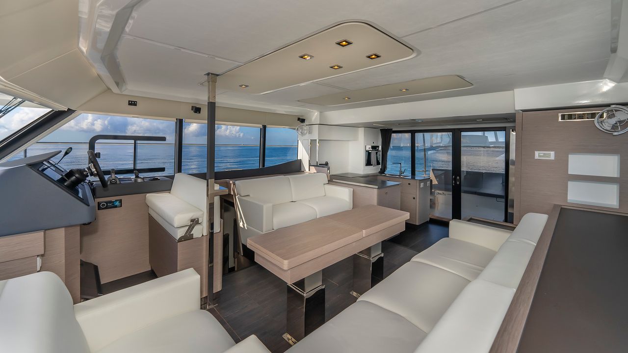 Fountaine Pajot MY 44 | Au Natural