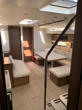 Beneteau Oceanis 51.1 | Monica