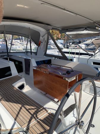 Beneteau Oceanis 51.1 | Monica
