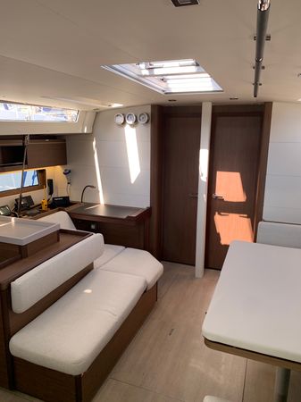 Beneteau Oceanis 51.1 | Monica