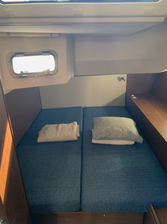 Beneteau Oceanis 51.1 | Monica