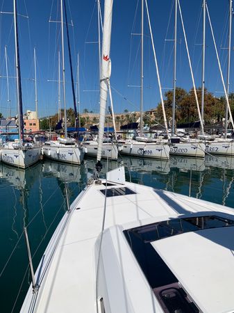 Beneteau Oceanis 51.1 | Monica