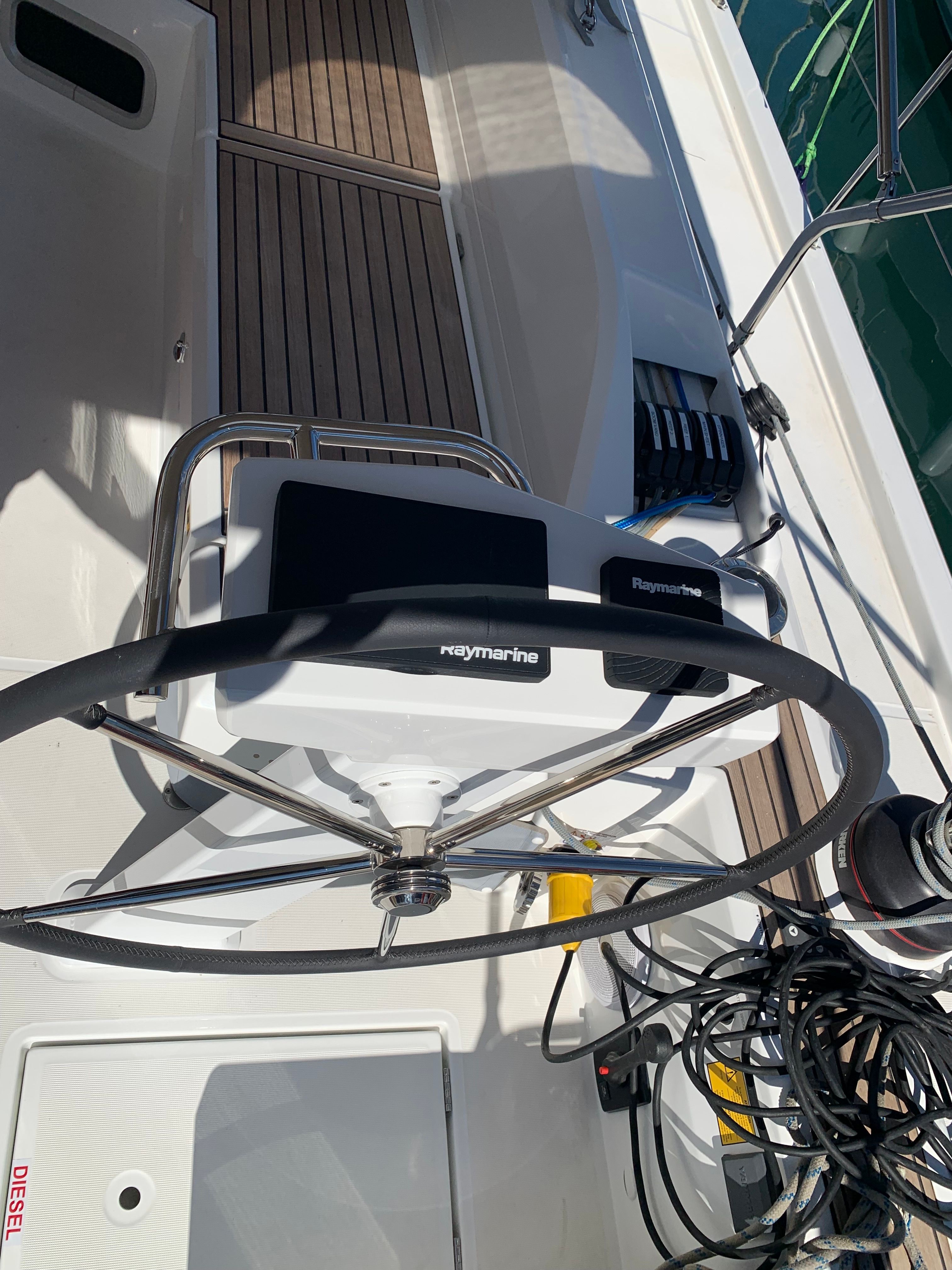 Beneteau Oceanis 51.1 | Monica