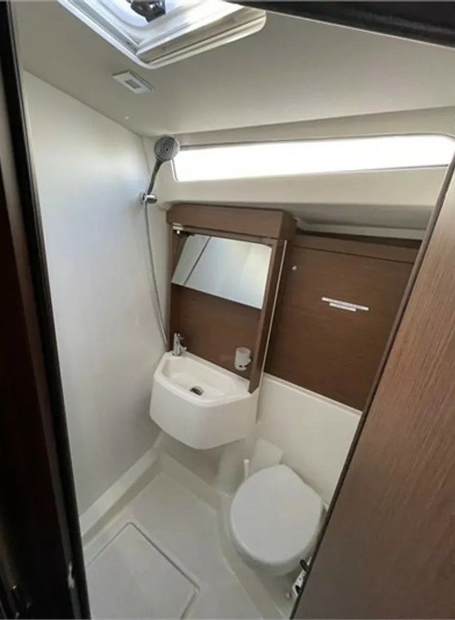 Beneteau Oceanis 51.1 | Monica