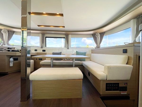 Lagoon 46 | Escape Artist