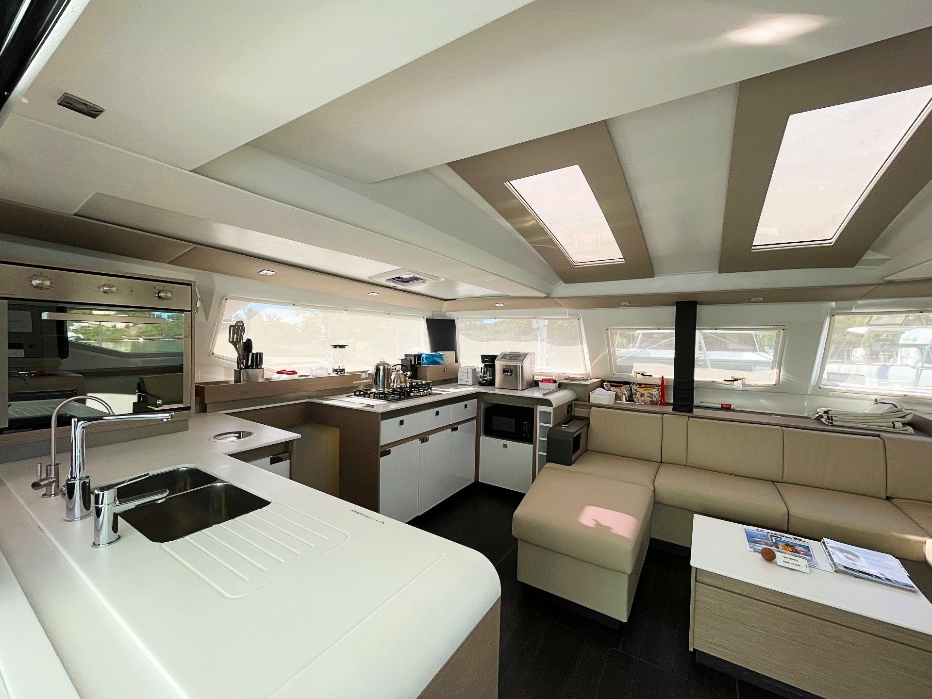 Fountaine Pajot Elba 45 | Tailwinds
