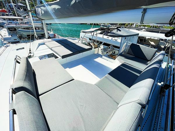 Fountaine Pajot Elba 45 | Tailwinds