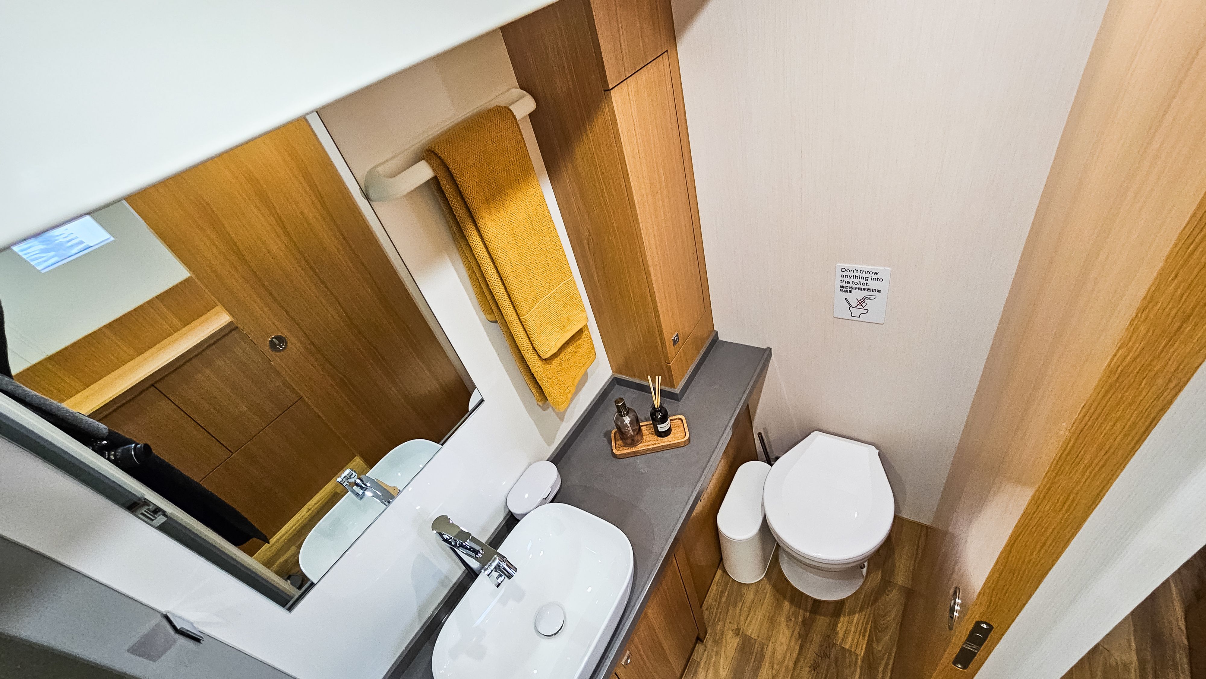 Mazarin 55 | October