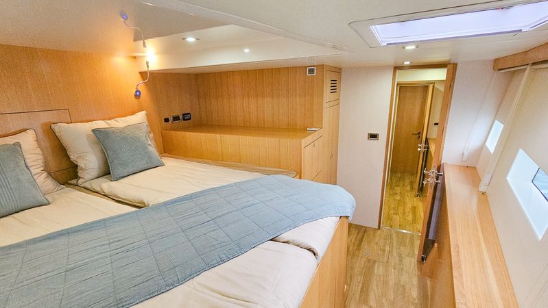 Mazarin 55 | October