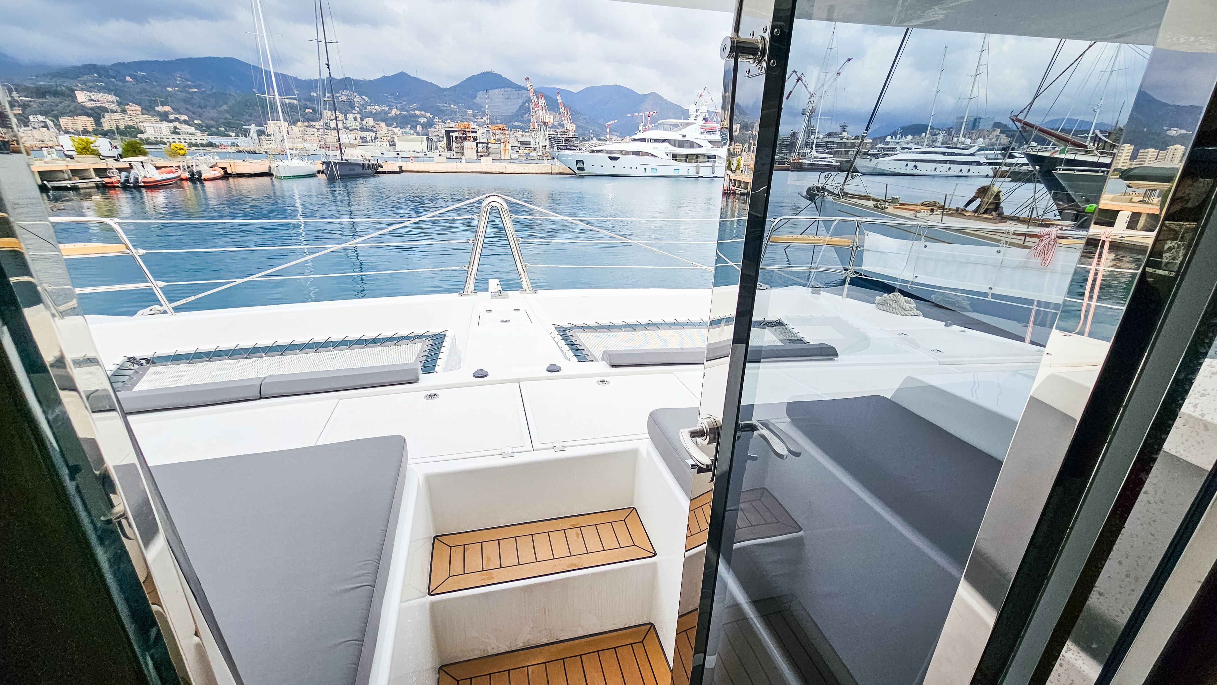 Mazarin 55 | October