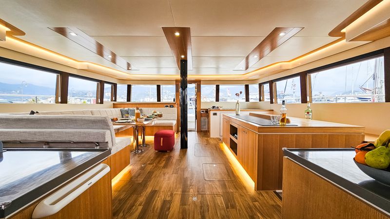 Mazarin 55 | October