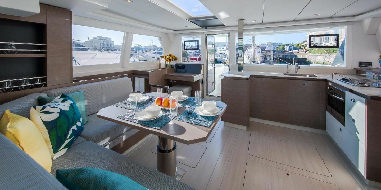 Leopard 42 | Moorings 23
